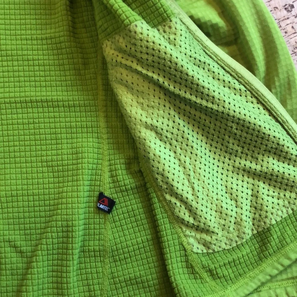 Patagonia Bright Green Women's Fleece Jacket - Picture 5 of 11